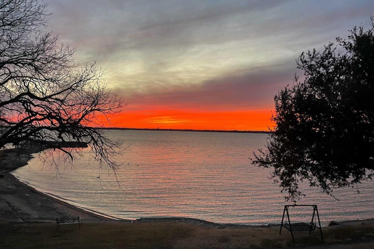 Lakefront Rockwall Home With Scenic Deck And Patio! Экстерьер фото
